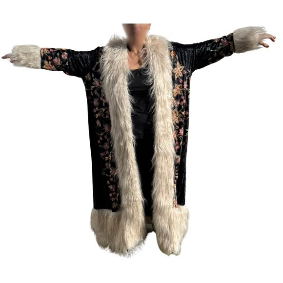 NEW Jennafer Grace Penny Lane Deluxe Velvet Embroidered Faux Fur Boho Coat XL - Picture 6 of 11